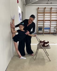 Flexibility training with wall stretch